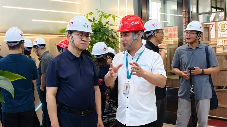 ��Ȫ������������һ�е��������б÷���ҵЭ���Ա��ҵ