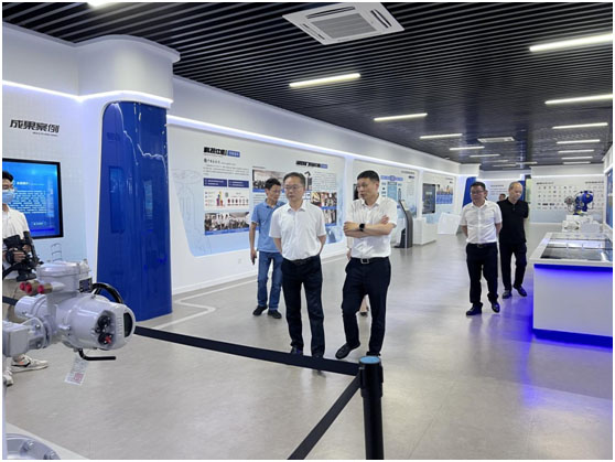 �ۺ���Ӵ�-�������˴���ϯ������